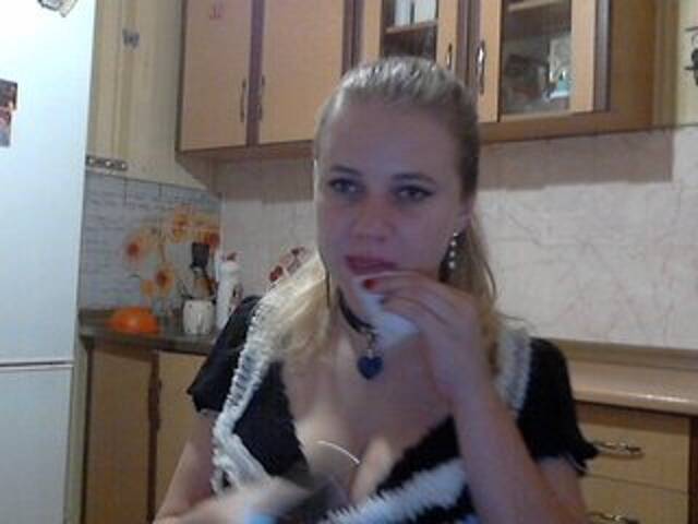 Oddajajo posnetke zaslona KittenLedy