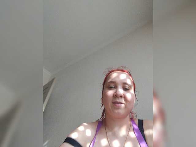 Oddajajo posnetke zaslona Kitti88