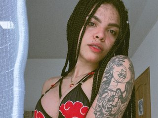 Erotični video klepet Kittyaikoo