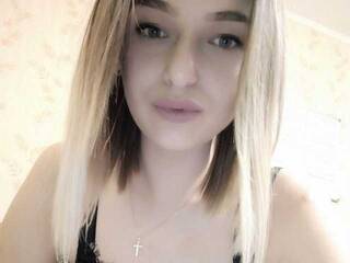 Erotični video klepet KittyNastya