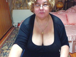 Oddajajo posnetke zaslona SeductiveMilf