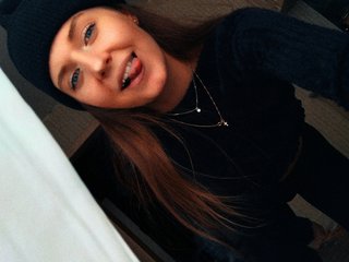 Erotični video klepet KotiMrrr