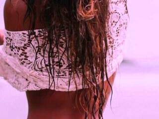 Erotični video klepet KriskaMon