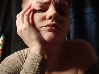 Erotični video klepet KrisNeal