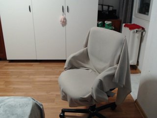 Erotični video klepet kristineexxx