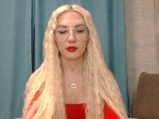 Oddajajo posnetke zaslona Kristy6433