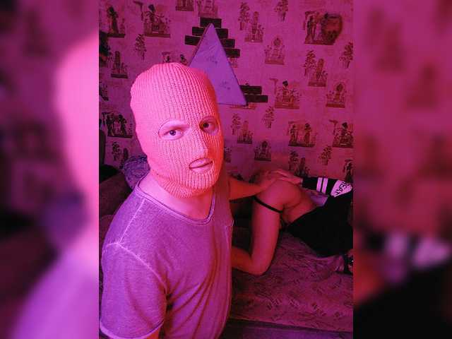 Oddajajo posnetke zaslona KrownC