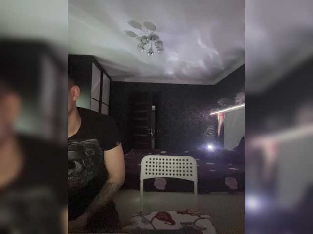 Oddajajo posnetke zaslona KsqandT