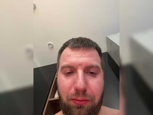 Oddajajo posnetke zaslona KsyPhil