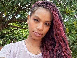 Erotični video klepet kuky-curly