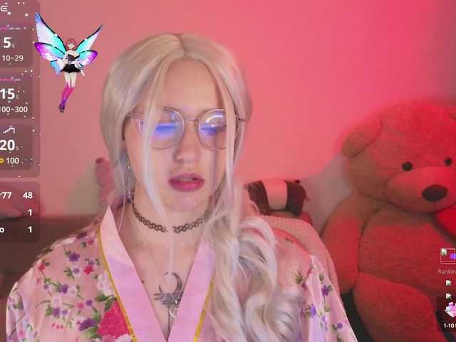 Oddajajo posnetke zaslona Kurochan420