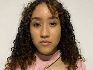 Erotični video klepet KyleLloyd