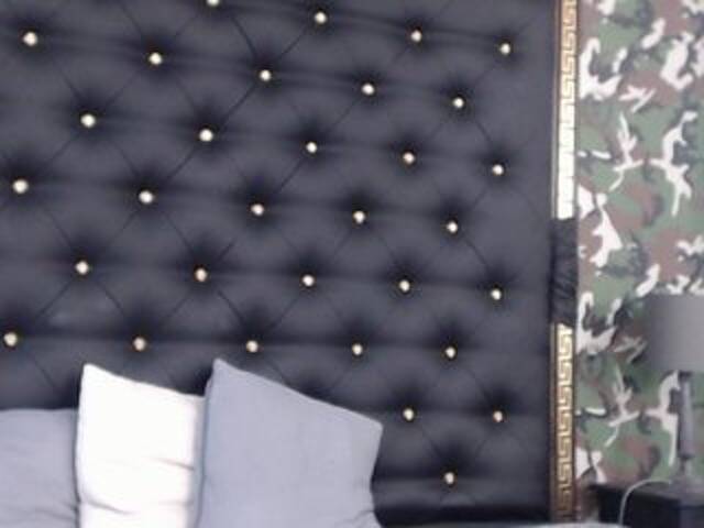 Oddajajo posnetke zaslona KylieTy