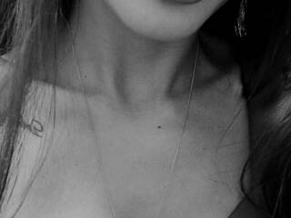 Erotični video klepet Lady-by-billion