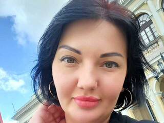 Erotični video klepet LadyBoomWild