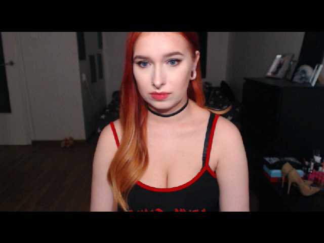 Oddajajo posnetke zaslona LadyKaya