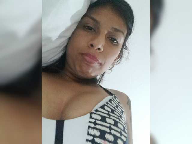 Oddajajo posnetke zaslona LaFresitaa