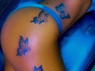 Erotični video klepet LalaKisses