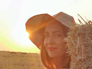 Erotični video klepet Ev-ge-sha