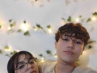 Erotični video klepet LalyandMike