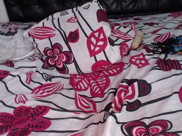 Oddajajo posnetke zaslona lanadellsole