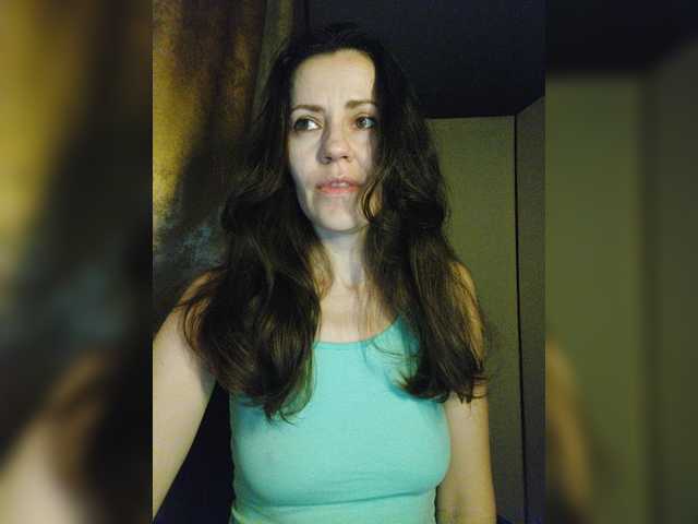 Oddajajo posnetke zaslona Larianna