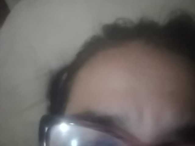 Oddajajo posnetke zaslona LatinLust