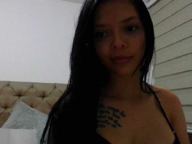 Fotografije laurajurado welcome to me room. im laura tell meI am to please you in every way ..300 sexy strip naked. PVT ON