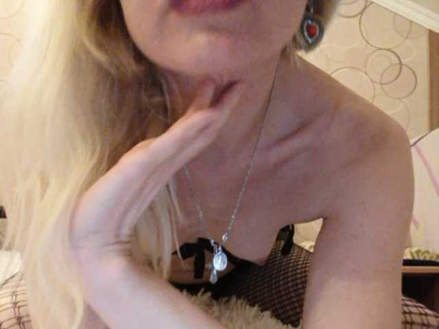 Oddajajo posnetke zaslona LauraLeight