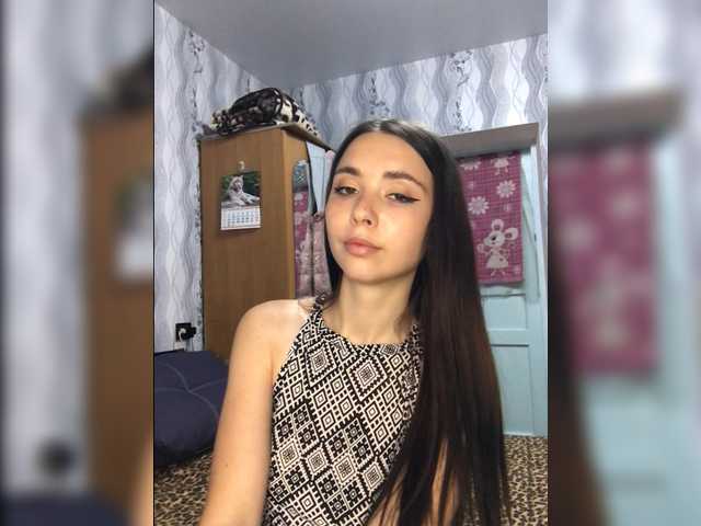 Oddajajo posnetke zaslona LeannaDecker