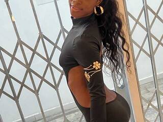 Erotični video klepet Leilla