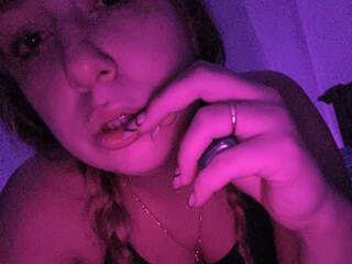 Erotični video klepet LekaAlena