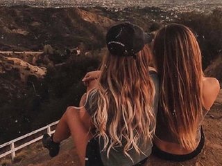 Erotični video klepet LesbianTasty1