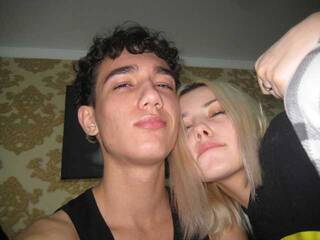 Erotični video klepet Leshaaaas