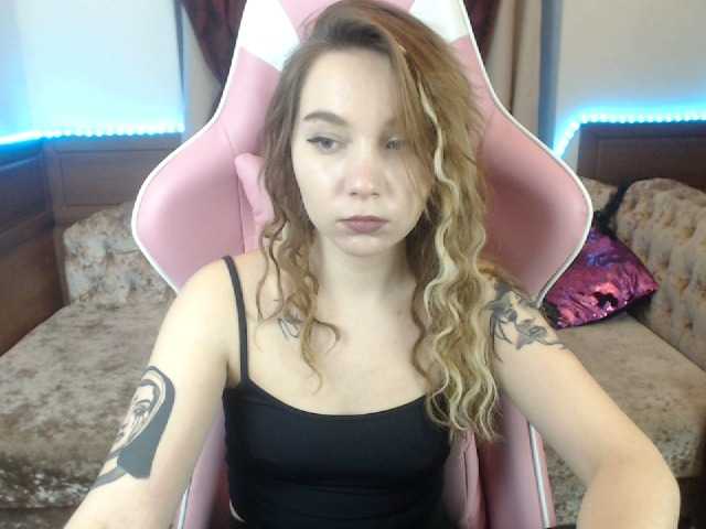 Oddajajo posnetke zaslona LessiFox