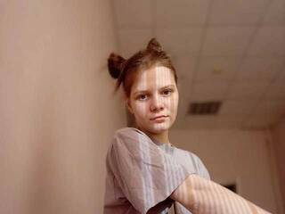 Erotični video klepet Lesya-Girl