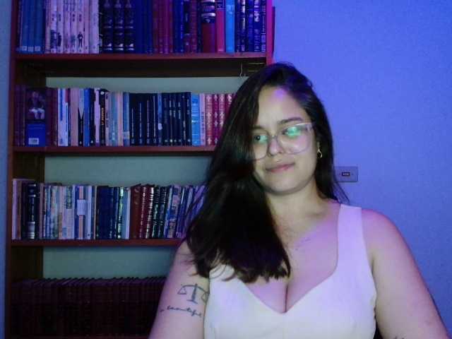 Oddajajo posnetke zaslona Leticia22