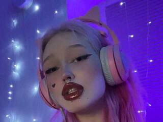 Erotični video klepet LetlleePie