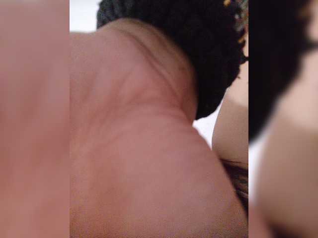 Oddajajo posnetke zaslona Lexi-18