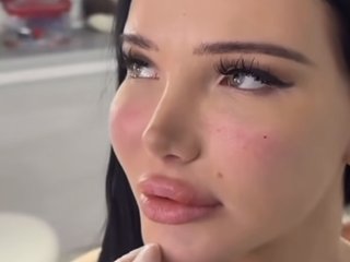 Erotični video klepet Marinee099