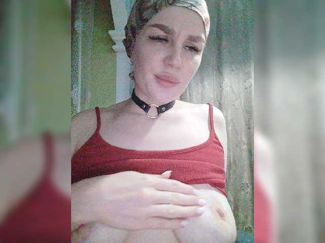 Fotografije Liliannea I'm raising money for treatment. Every token counts! Tokens only in the general chat. All naked and sexy games only in private. Loved vibrations 15,21,55! 101 CURRENT IS THE STRONGEST VIBRO FOR 30 SECONDS! @remain Treatment