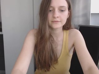 Fotografije LiliRouse Topless 88 tok l Pussy 250 tok l Fisting 500 tok l Dildo,bj in pvt. Naked play with pussy in grp. Anal in full pvt=*