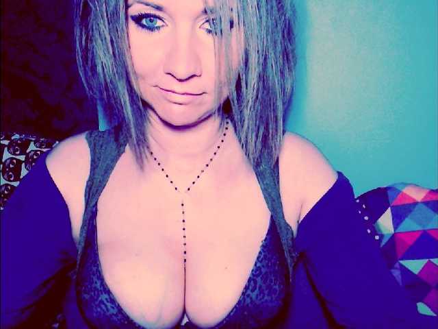 Oddajajo posnetke zaslona Lilly666