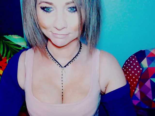 Fotografije Lilly666 hey guys, ready for fun? i view cams for 50, to get preview of me is 70. lovense on, low 20, med 40, high 60. yes i use mic and toys, lets make it wild