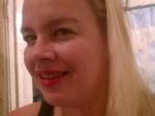 Erotični video klepet liloukiss