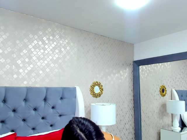 Oddajajo posnetke zaslona LilyMiler