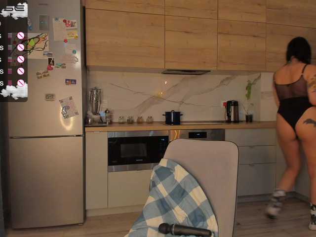 Oddajajo posnetke zaslona LinaBarbie