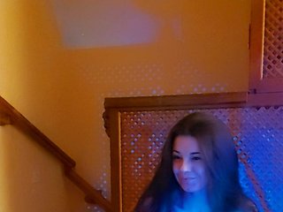 Erotični video klepet Linai