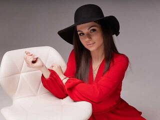 Erotični video klepet LinaSummer