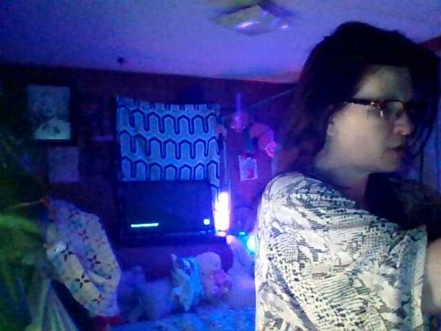 Oddajajo posnetke zaslona LINDALACE